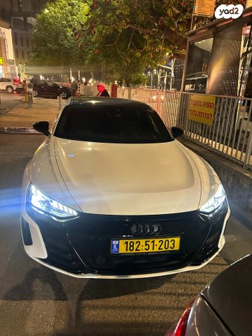 אאודי E-tron GT