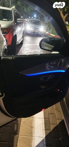 מרצדס-בנץ E-class