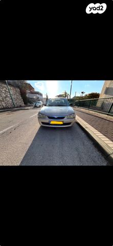 מודעת רכב מאזדה 323