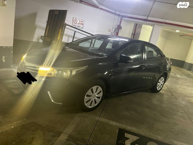 טויוטה קורולה