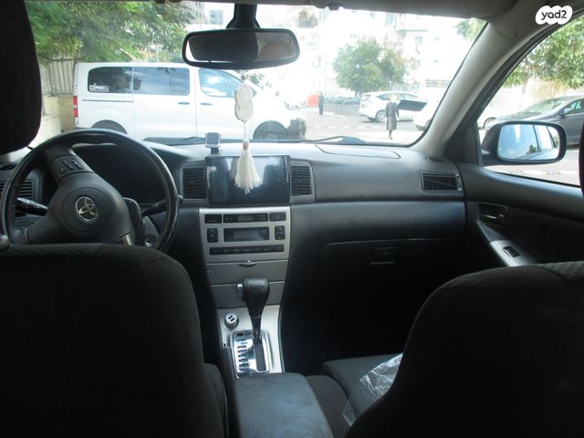 מודעת רכב טויוטה קורולה