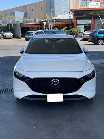 מאזדה 3