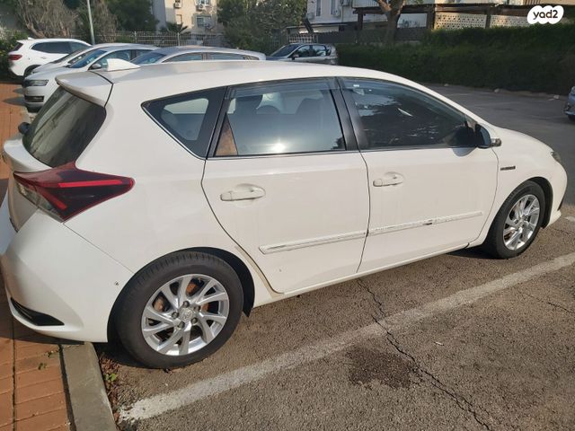 טויוטה אוריס