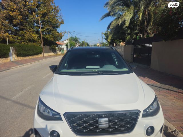 מודעת רכב סיאט ארונה