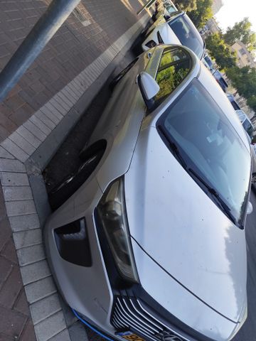 יונדאי איוניק