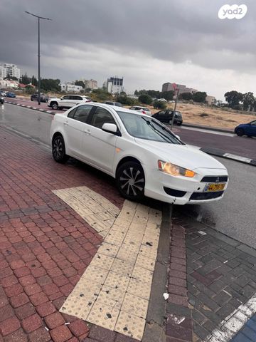 מודעת רכב מיצובישי לנסר