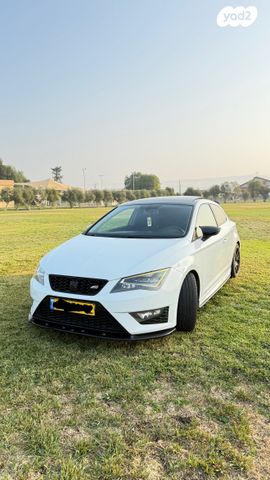 מודעת רכב סיאט לאון