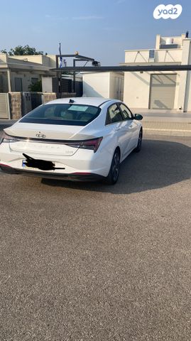 יונדאי אלנטרה