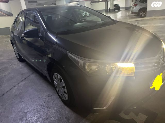 טויוטה קורולה