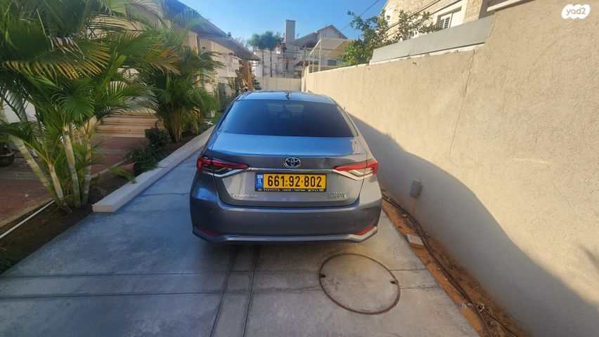 טויוטה קורולה