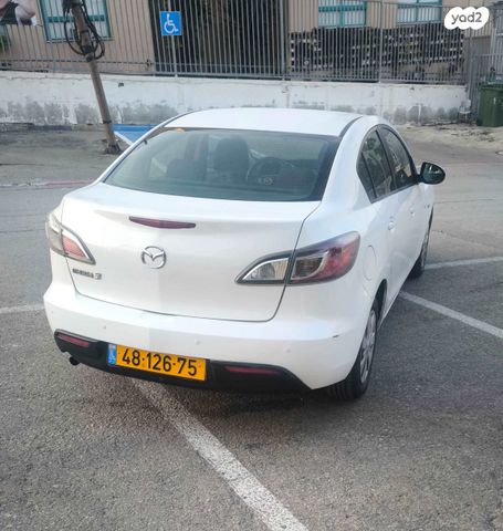 מאזדה 3