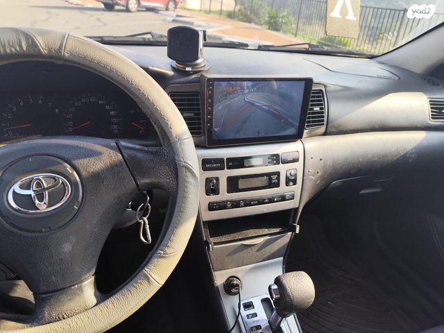 טויוטה קורולה