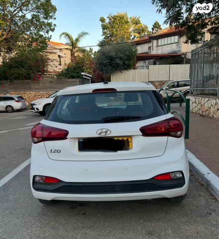 מודעת רכב יונדאי i20