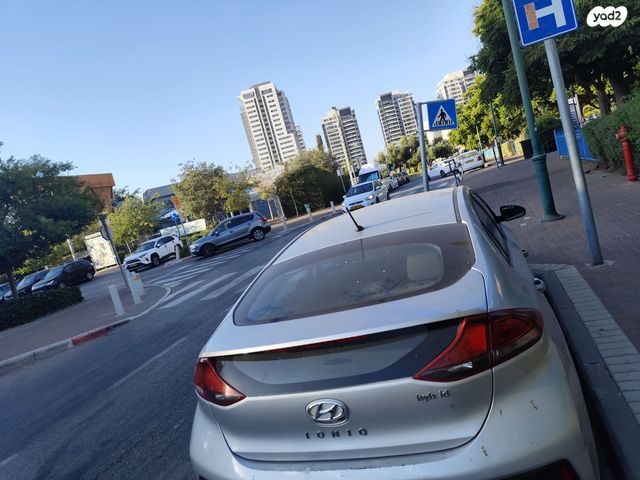מודעת רכב יונדאי איוניק