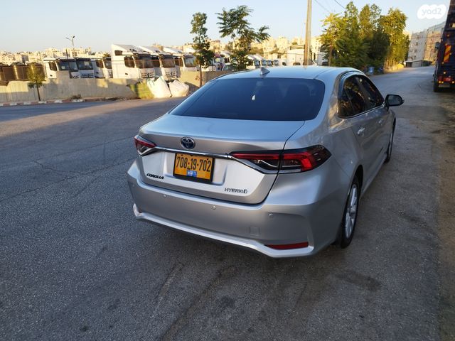 מודעת רכב טויוטה קורולה