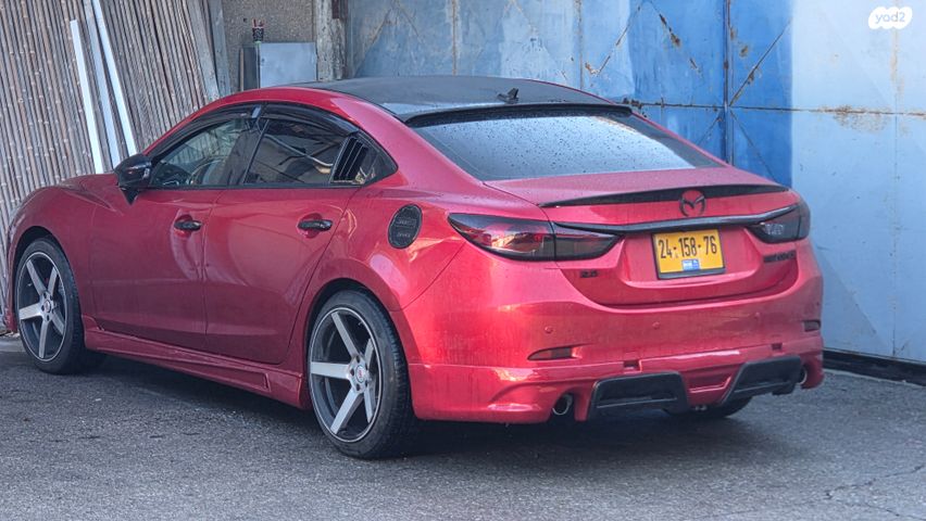 מודעת רכב מאזדה 6