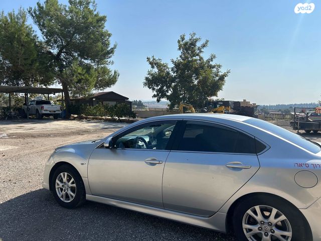 מודעת רכב מאזדה 6