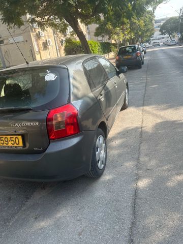 טויוטה קורולה