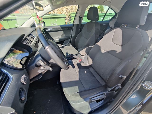 סקודה אוקטביה 