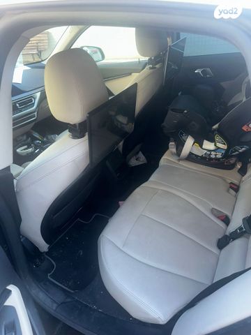 מודעת רכב ב מ וו סדרה 2