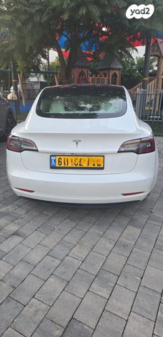 טסלה מודל 3