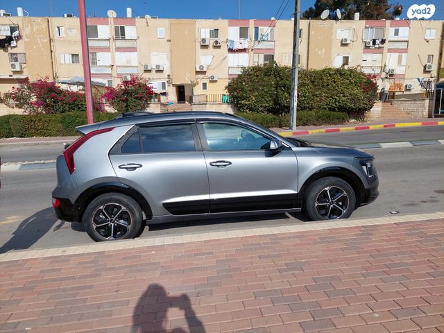 מודעת רכב קיה נירו