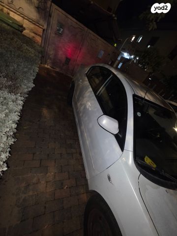 מודעת רכב מאזדה 3