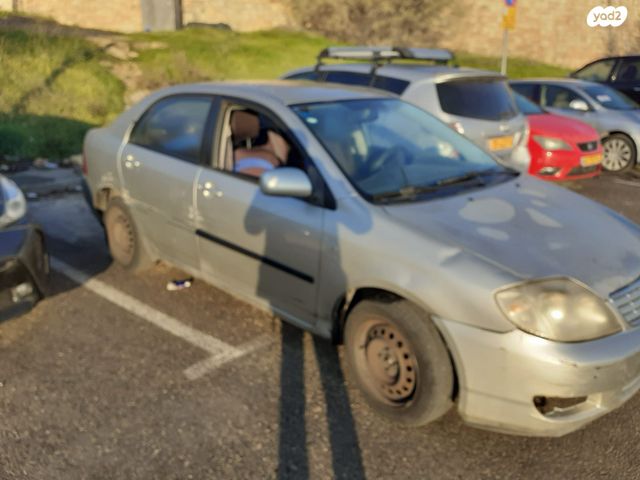 טויוטה קורולה