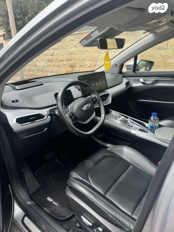 ג׳ילי Geometry C