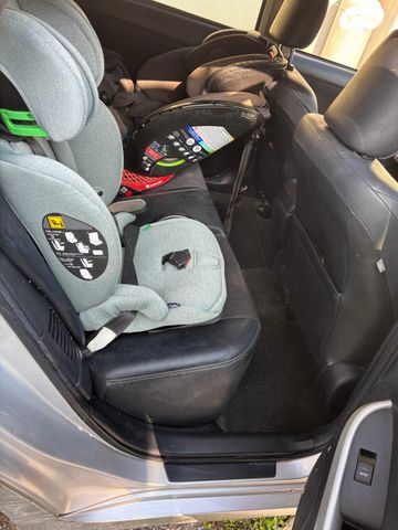 טויוטה פריוס