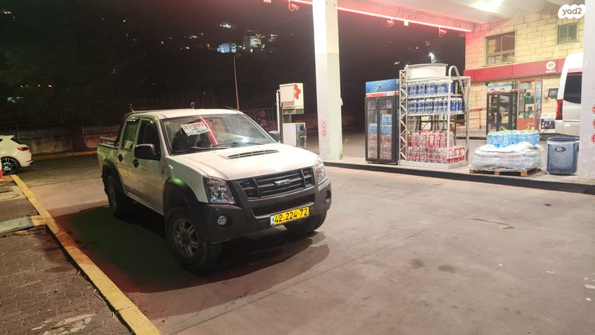 מודעת רכב איסוזו די-מקס