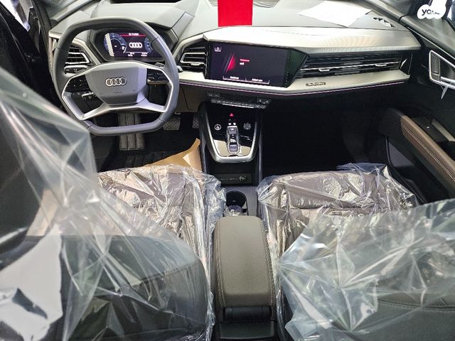 אאודי Q4 e-tron