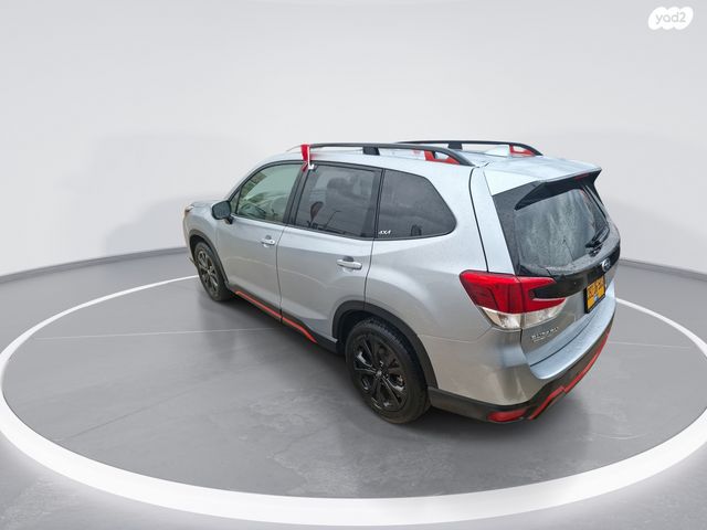 סובארו פורסטר