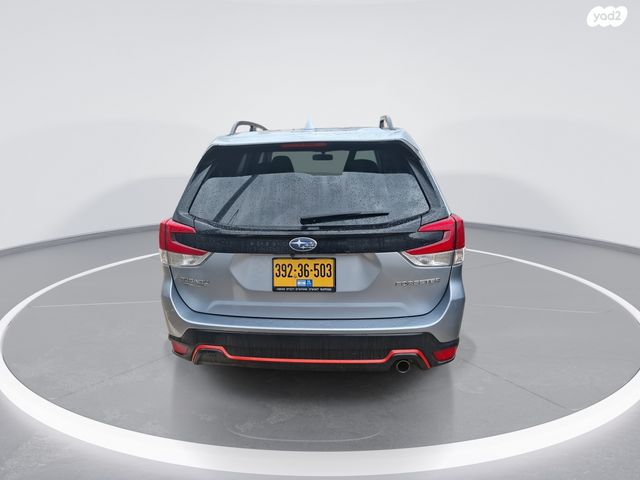 סובארו פורסטר