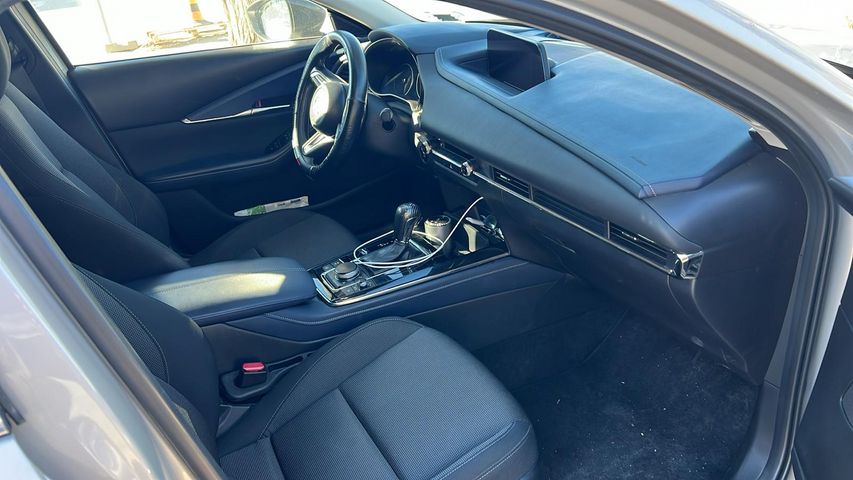 מודעת רכב מאזדה CX-3