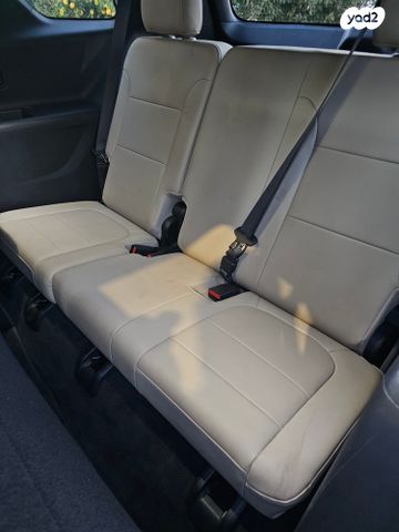 שברולט טראוורס