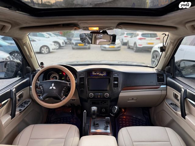 מיצובישי פג'רו