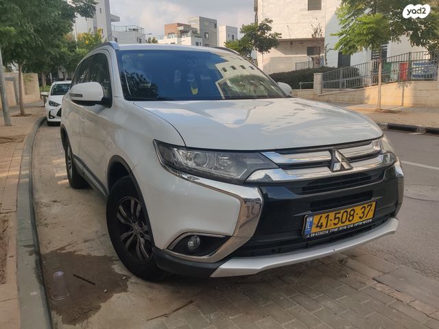 מיצובישי אאוטלנדר