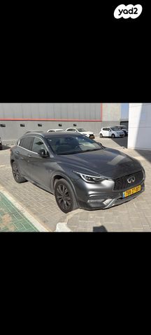 אינפיניטי QX30
