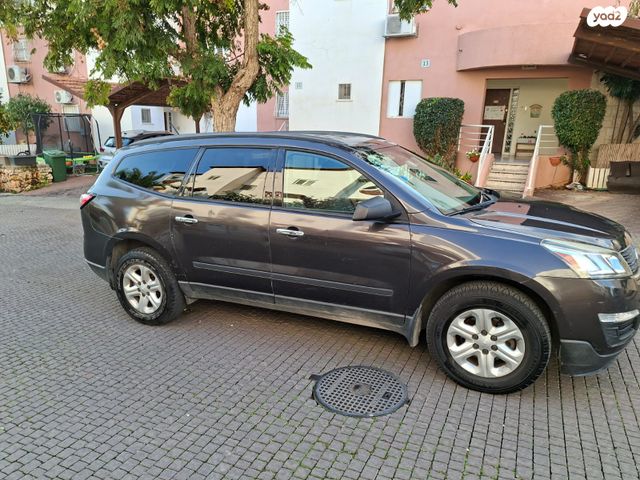 שברולט טראוורס