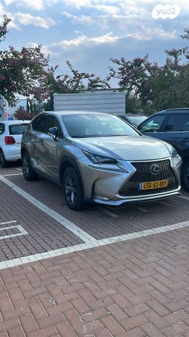 מודעת רכב לקסוס NX