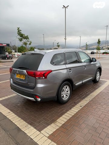 מיצובישי אאוטלנדר