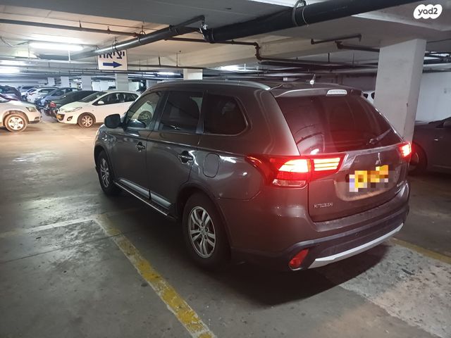 מיצובישי אאוטלנדר