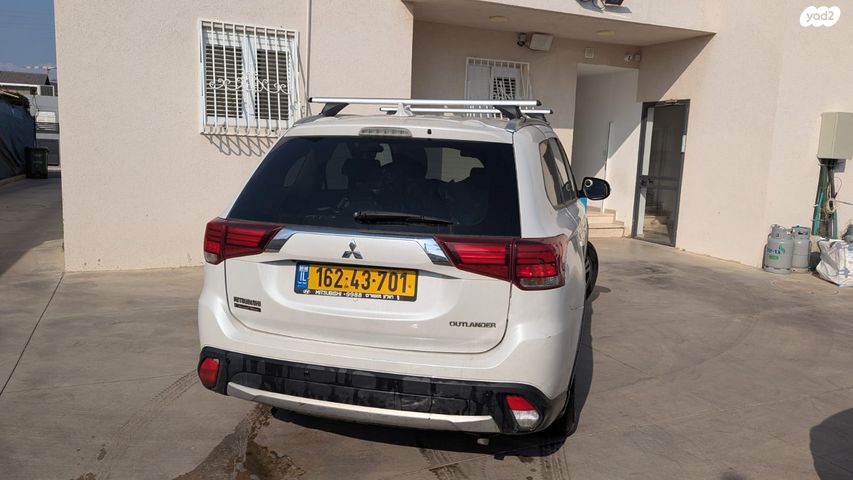 מודעת רכב מיצובישי אאוטלנדר