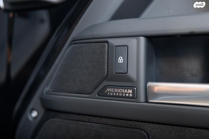 לנד רובר דיפנדר