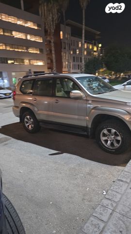 מודעת רכב טויוטה לנד קרוזר