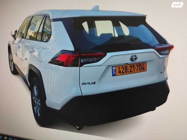 מודעת רכב טויוטה RAV4