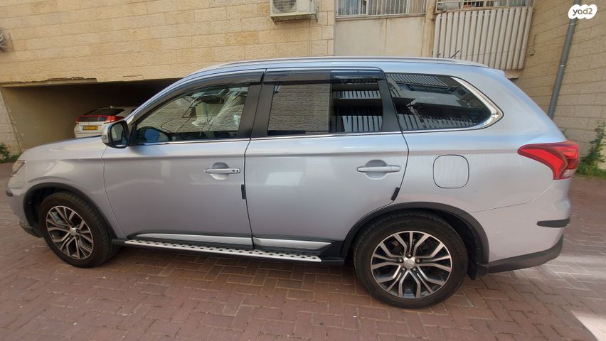 מודעת רכב מיצובישי אאוטלנדר