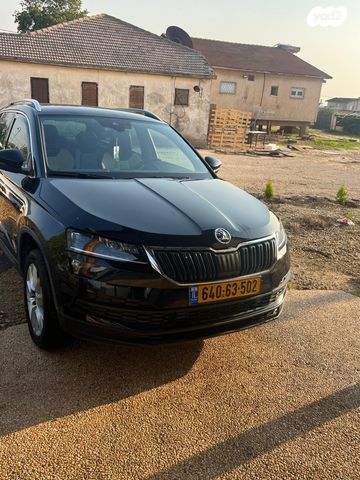 מודעת רכב סקודה קארוק