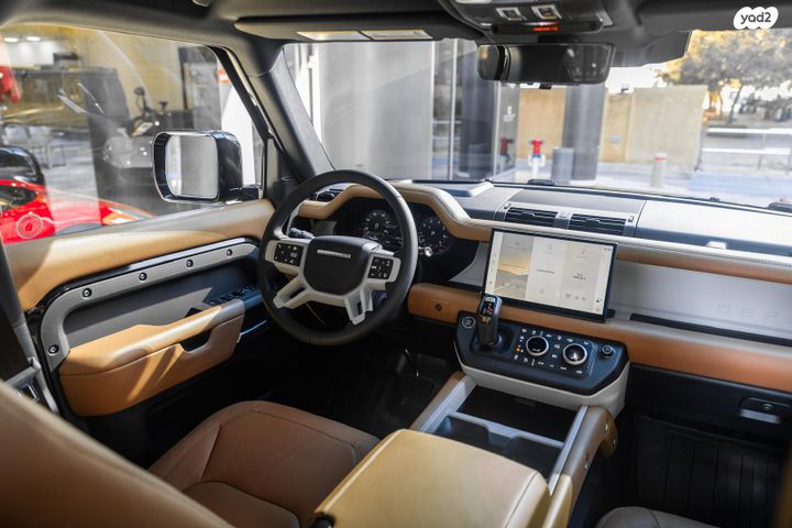 לנד רובר דיפנדר